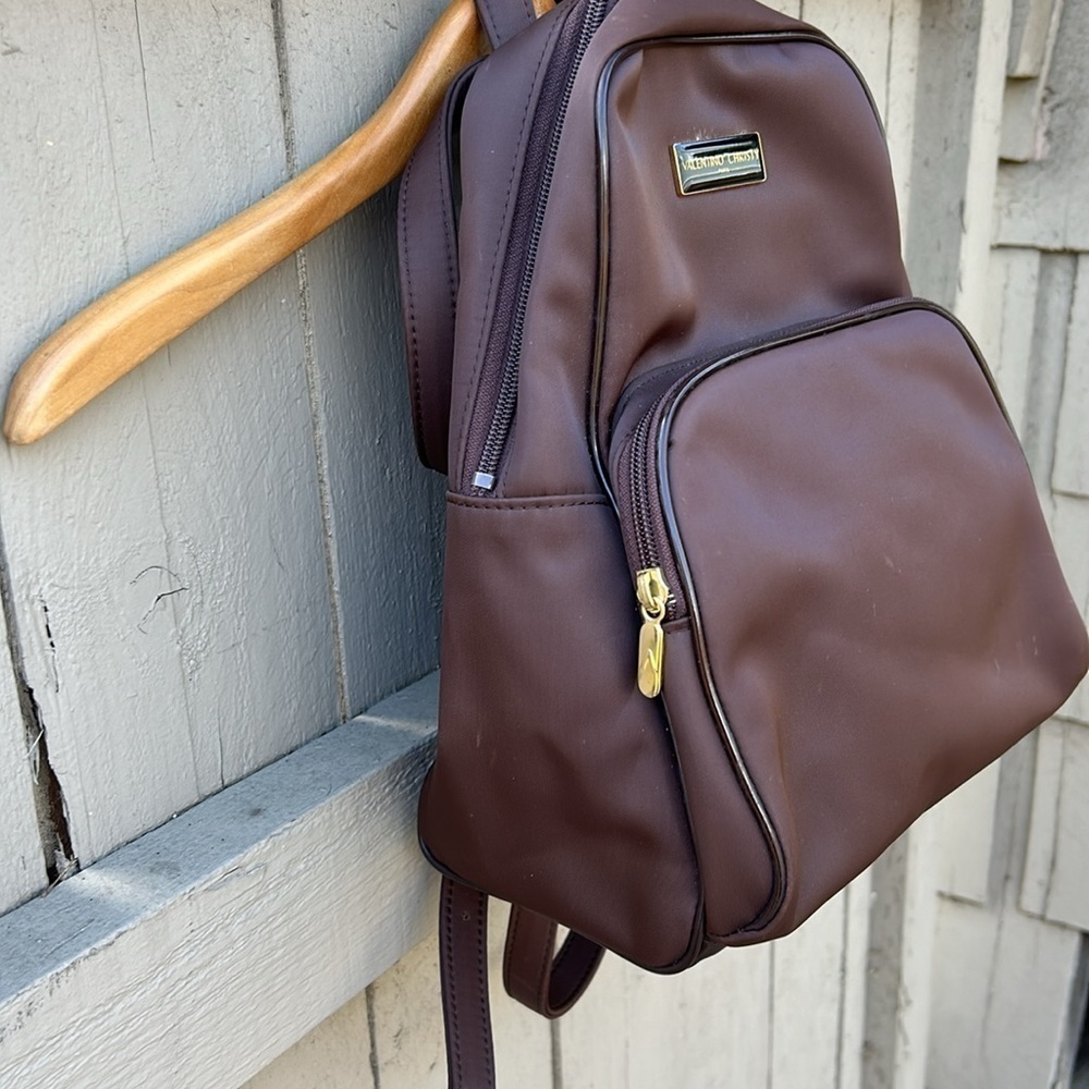 Valentino Christy Paris Nylon Backpack in Excellent Condition - Picture 4 of 9
